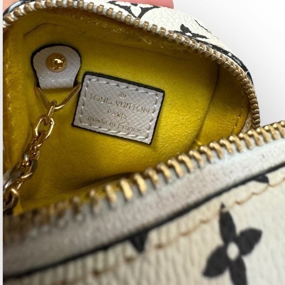 LOUIS VUITTON Monogram Giant Porte Monet Cube Coin Purse / Keychain - Picture 12 of 14